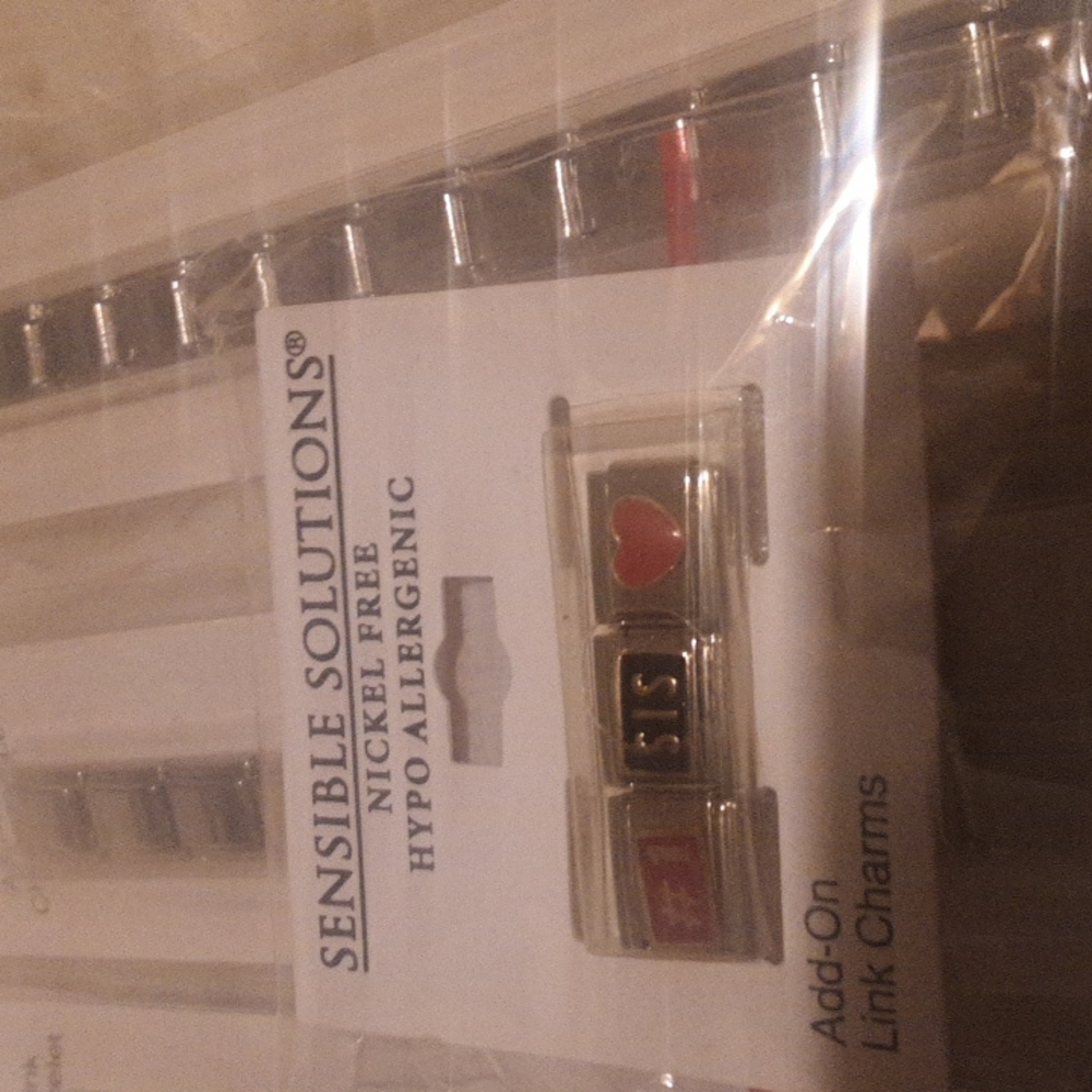 Sensible Solutions, 5 Bracelets and Charms for each Bracelet. NWOT. - Picture 9 of 12